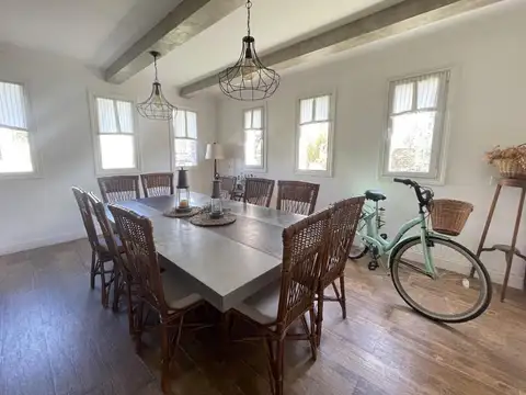 Jorge Newbery 5005, Mar Del Plata, Buenos Aires, Argentina.