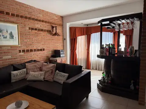 Casa en Venta en Ramos Mejia, USD 219.000
