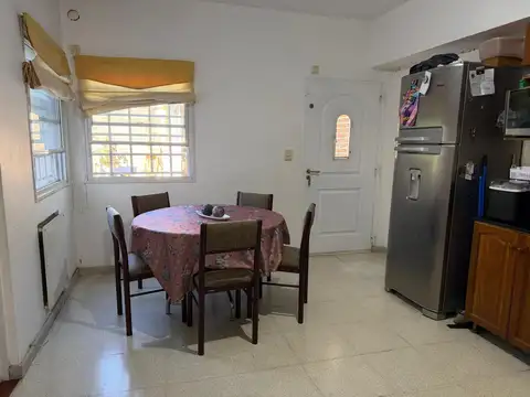 Virrey Cisneros 800