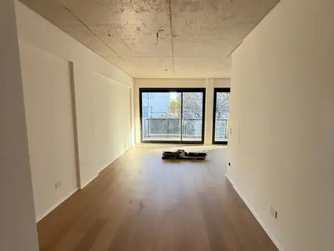 Avenida Melián 3200, Piso 1
