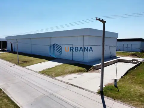 Deposito 1.600m2 con docks, aislante y rociadores en Polo 52