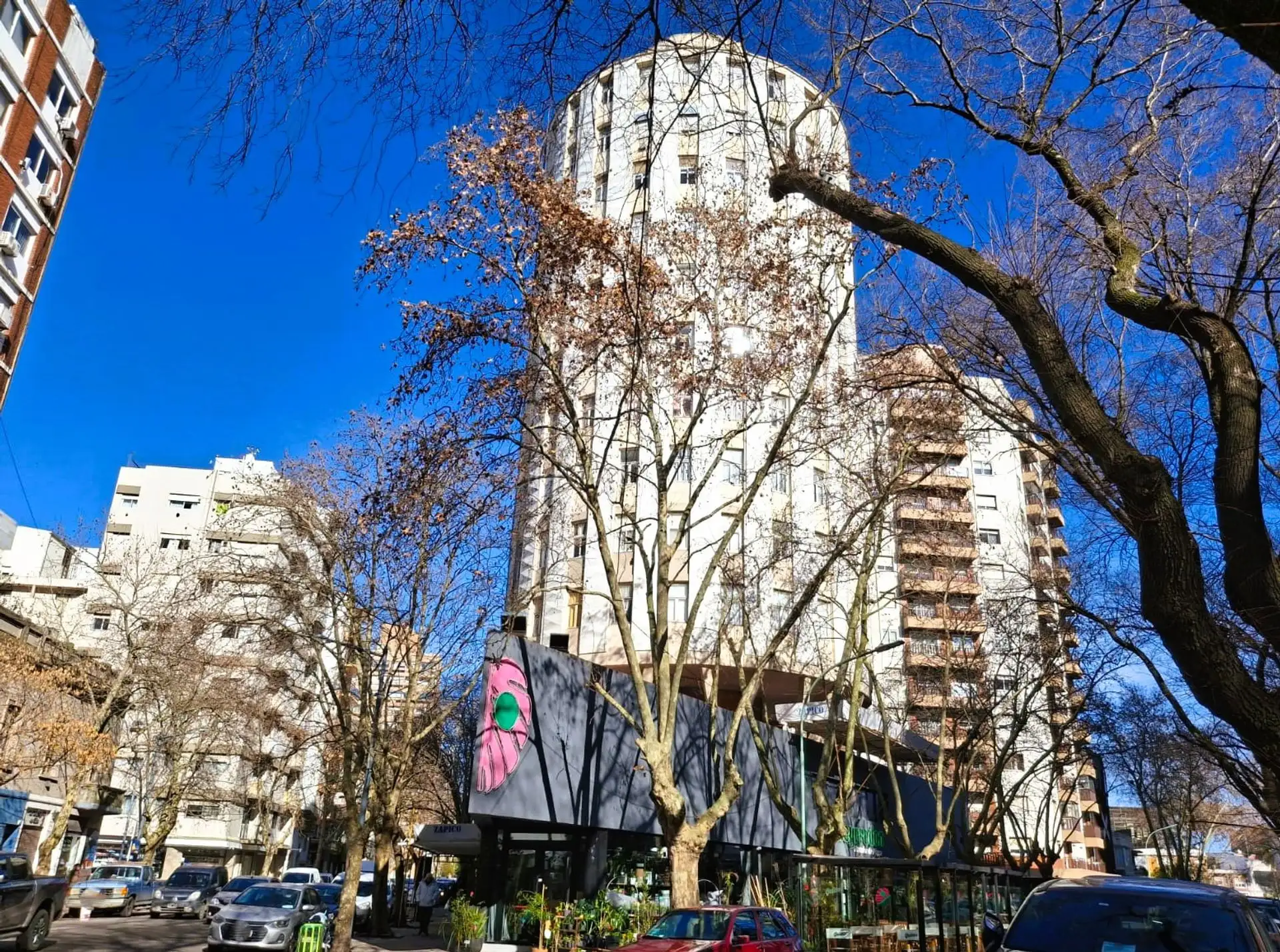 Depto monoambiente amoblado en edificio Rulero - Centro
