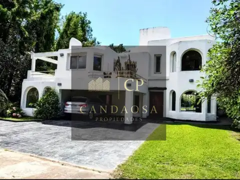 Divina Casa en Venta en Country Los Lagartos,Apto Credito