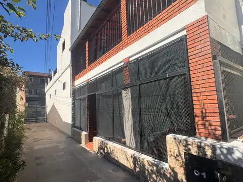 HERMOSA CASA 4 DORMITORIOS ZONA NORTE