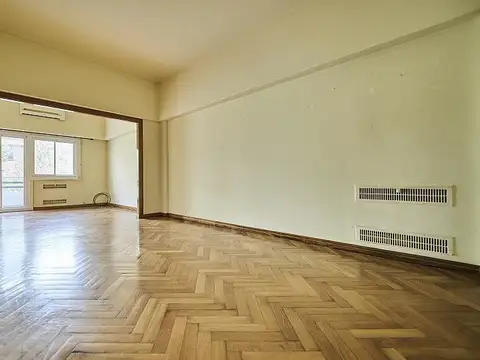 Departamento 3 ambientes al frente luminoso con balcon en Palermo