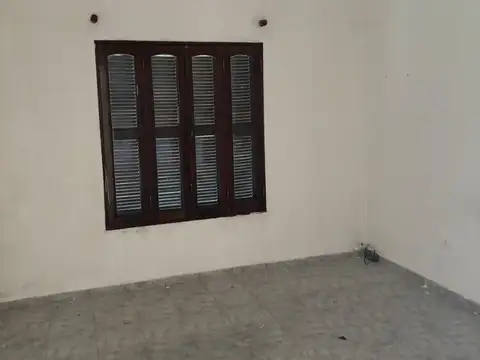 VENDO CASA EN Bº PINARES