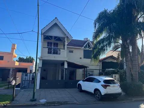 DEPARTAMENTO EN PLANTA ALTA