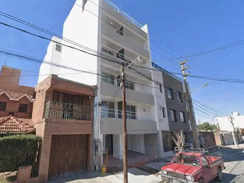 VENTA  Departamento de 2 dormitorios en Maipu al 1000