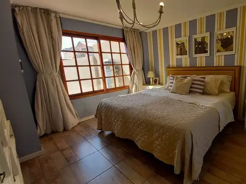 Olegario Víctor Andrade 700