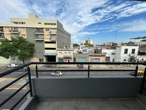 Departamento en Alquiler en Parque Patricios, $ 680.000