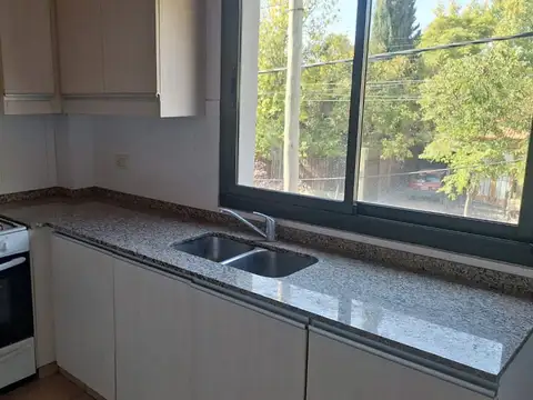 Departamento en Alquiler en Villa Nueva de Guaymallen, $ 650.000