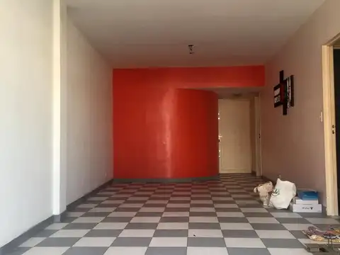 Departamento en Venta en Parque Chacabuco, USD 169.000