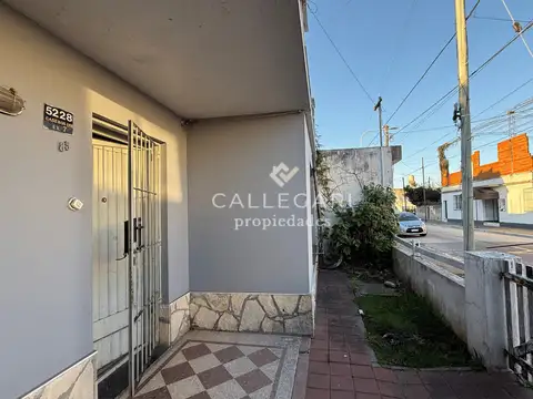 Casa en Venta en Berazategui, USD 79.000