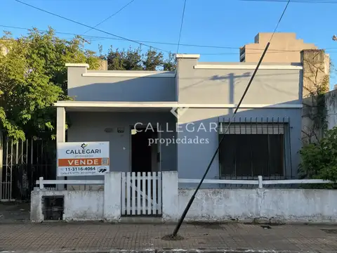 Casa 3 ambientes con Parque en venta - Berazategui Centro