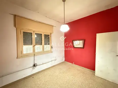 Casa 3 ambientes con Parque en venta - Berazategui Centro