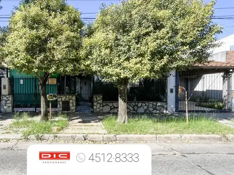 Chalet 2 dormitorios Venta - Carapachay