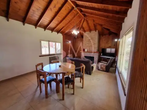 Casa 3 ambientes con 2 baños