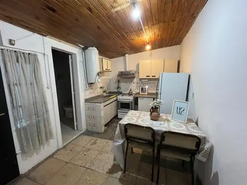 Depto Tipo Casa en Alquiler con 1 cocheras
