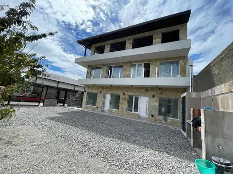 PH EN ALQUILER - A ESTRENAR - CERCA DEL LAGO