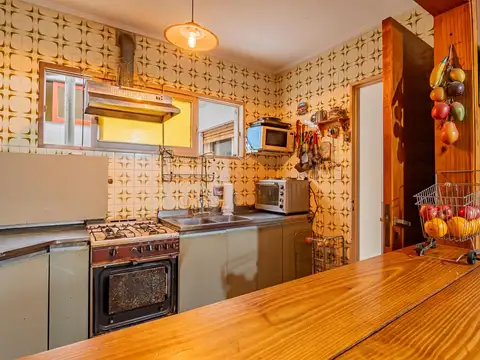 Local en Venta 49 años