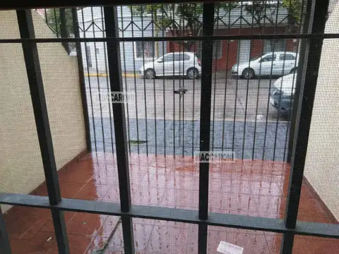 Depto Tipo Casa en Alquiler de 2 ambientes