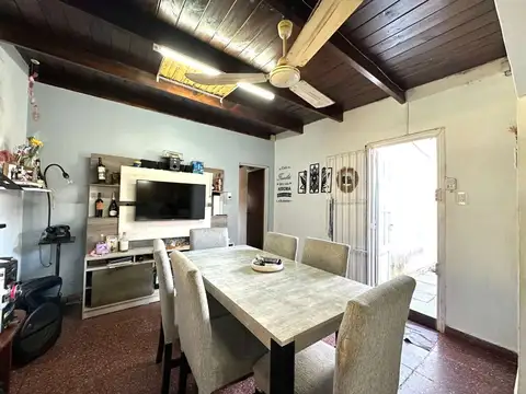 CASA 3 AMBIENTES C/COCHERA QUINCHO JARDÍN Y PATIO 