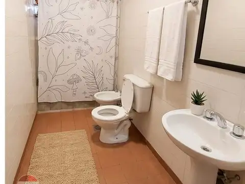 CASA 3 DORMITORIOS AMPLIO QUINCHO