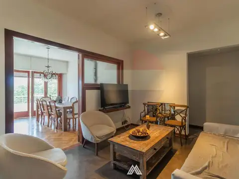 Departamento 8 ambientes con 3 baños