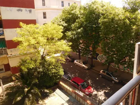 Departamento 4 ambientes con 1 baño