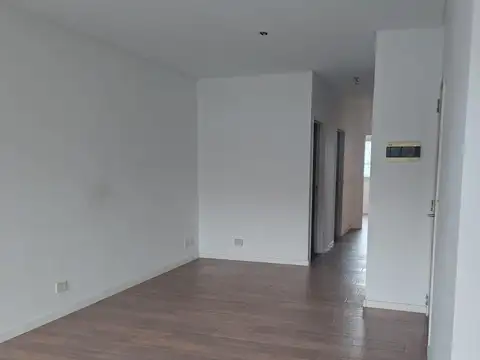 Departamento en Alquiler en Parque Chacabuco, $ 1.550.000