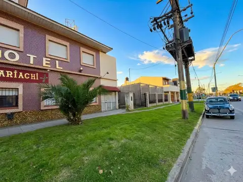 VENTA HOTEL 21 HABITACIONES Y LOTE LINDERO MOGOTES