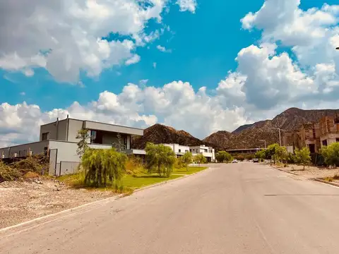 Lote Venta Mendoza Norte único salida a dos calles