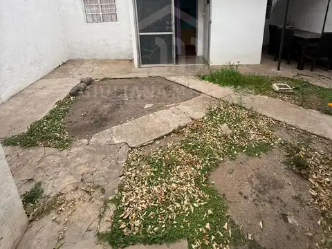 Departamento en Alquiler 3 Amb. Con Patio Propio