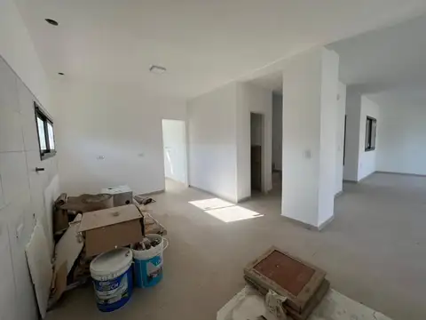 VENTA CASA 3 DORM. MIRADORES DE MANANTIALES II
