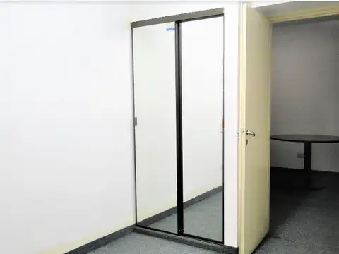 Oficina 2 ambientes con 2 baños