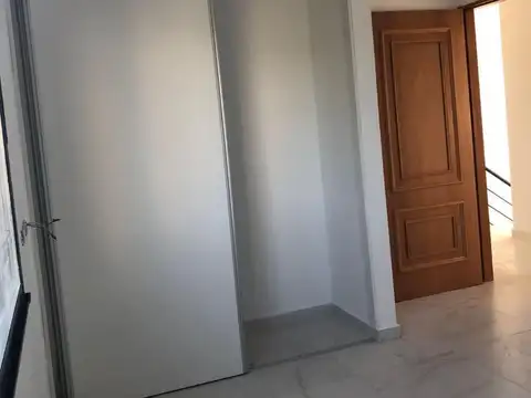 Casa en Venta en Belen de Escobar, USD 360.000