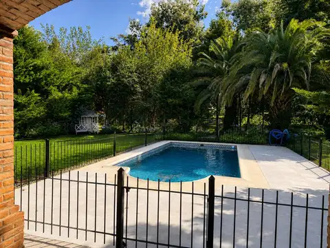 Casa 6 ambientes con 3 baños