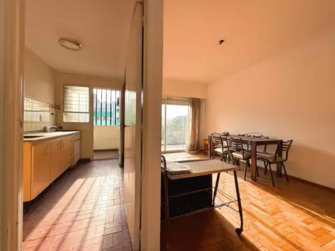 Departamento de 2 ambientes con balcon corrido