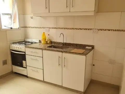 Depto Tipo Casa 3 ambientes con 2 baños