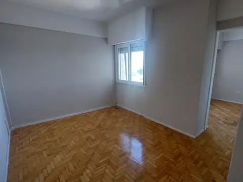 Mendez de andes 820 8 22º