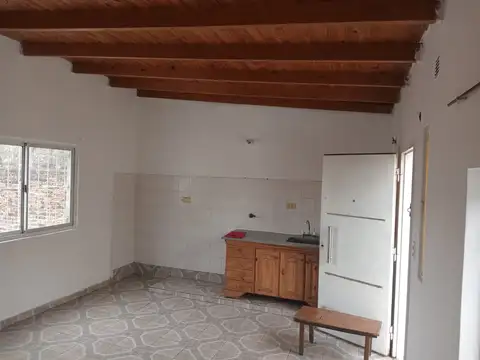 Colonia 4000, Piso 1