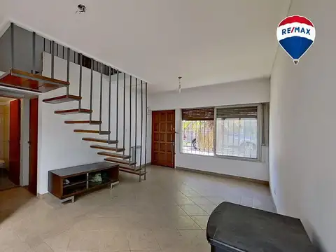 Depto Tipo Casa en Venta de 5 ambientes