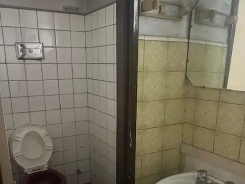 Local en Venta en Vicente Lopez Vias / Maipu, USD 125.000