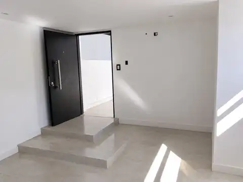 Constitucion 4300, Piso PB