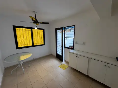 Casa en Venta en Godoy Cruz, USD 93.000