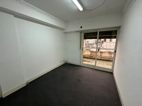 Oficina en Venta 60 años