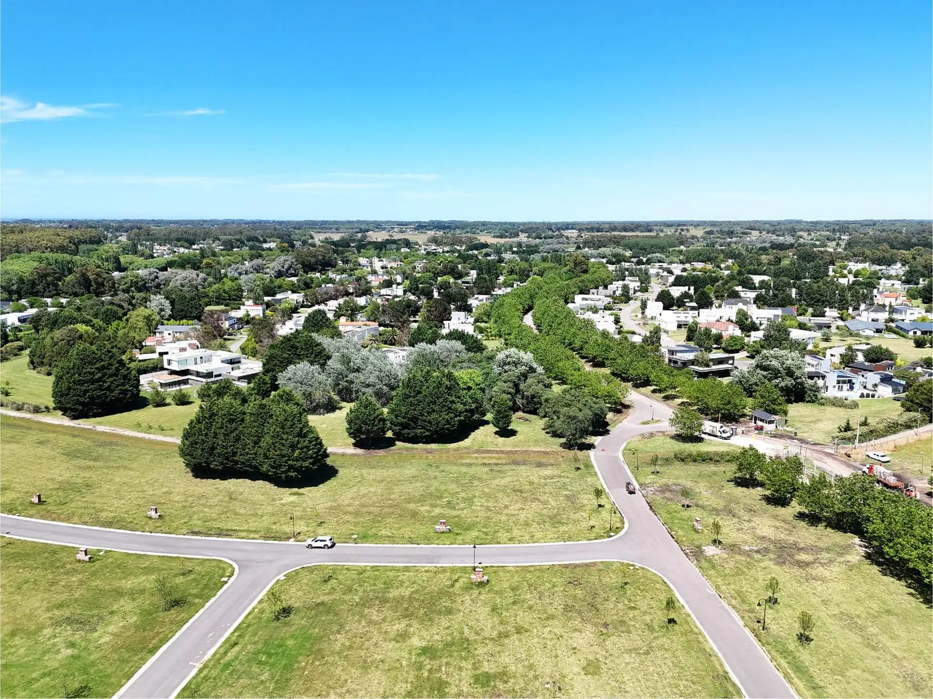 Lote en sector Los Olivos del barrio Privado Rumenco
