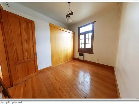 Hermosa casa de 4 ambientes con patio en Las Bases 200 - Liniers