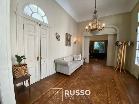 Casa 7 ambientes con 4 baños