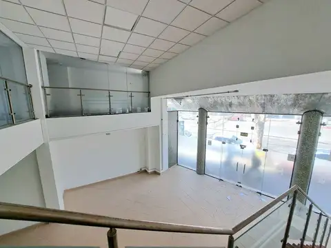 Local en Venta en Tres Cruces, USD 450.000